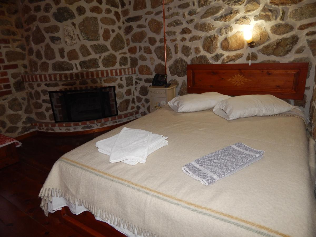 Ξενώνας Αριάδνη - Guesthouse Ariadni Lemos Exterior photo