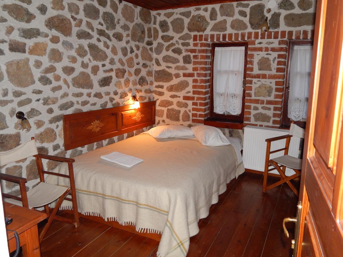 Ξενώνας Αριάδνη - Guesthouse Ariadni Lemos Exterior photo