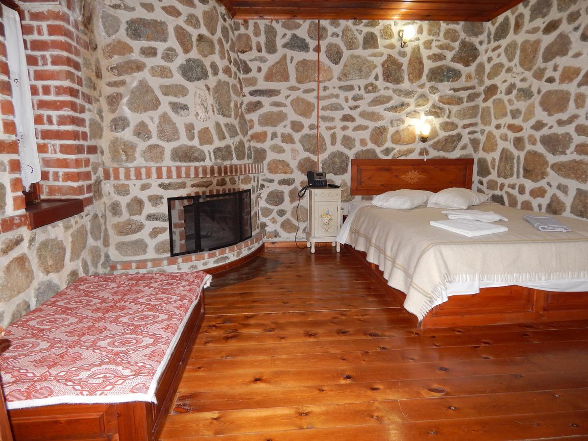 Ξενώνας Αριάδνη - Guesthouse Ariadni Lemos Exterior photo